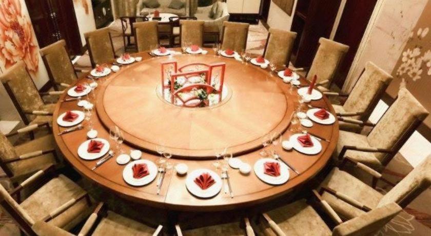 Dongwu New Century Grand Hotel Hucsou Kültér fotó